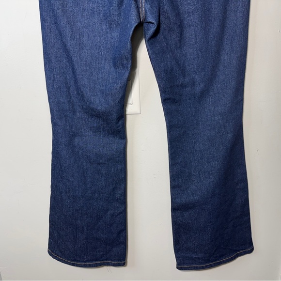 Weekend Max Mara Flare Leg Jeans Dark Wash Size 14 - Picture 5 of 13